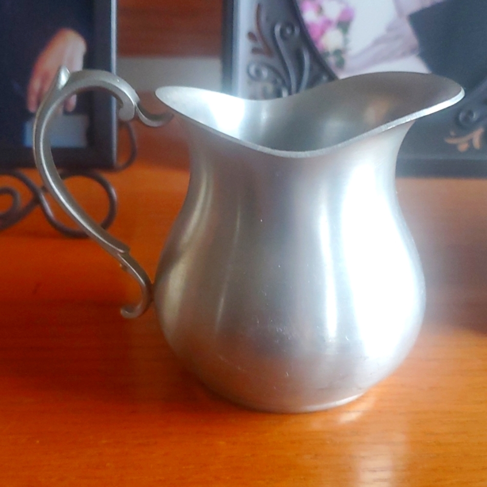 Pewter Creamer cup antique